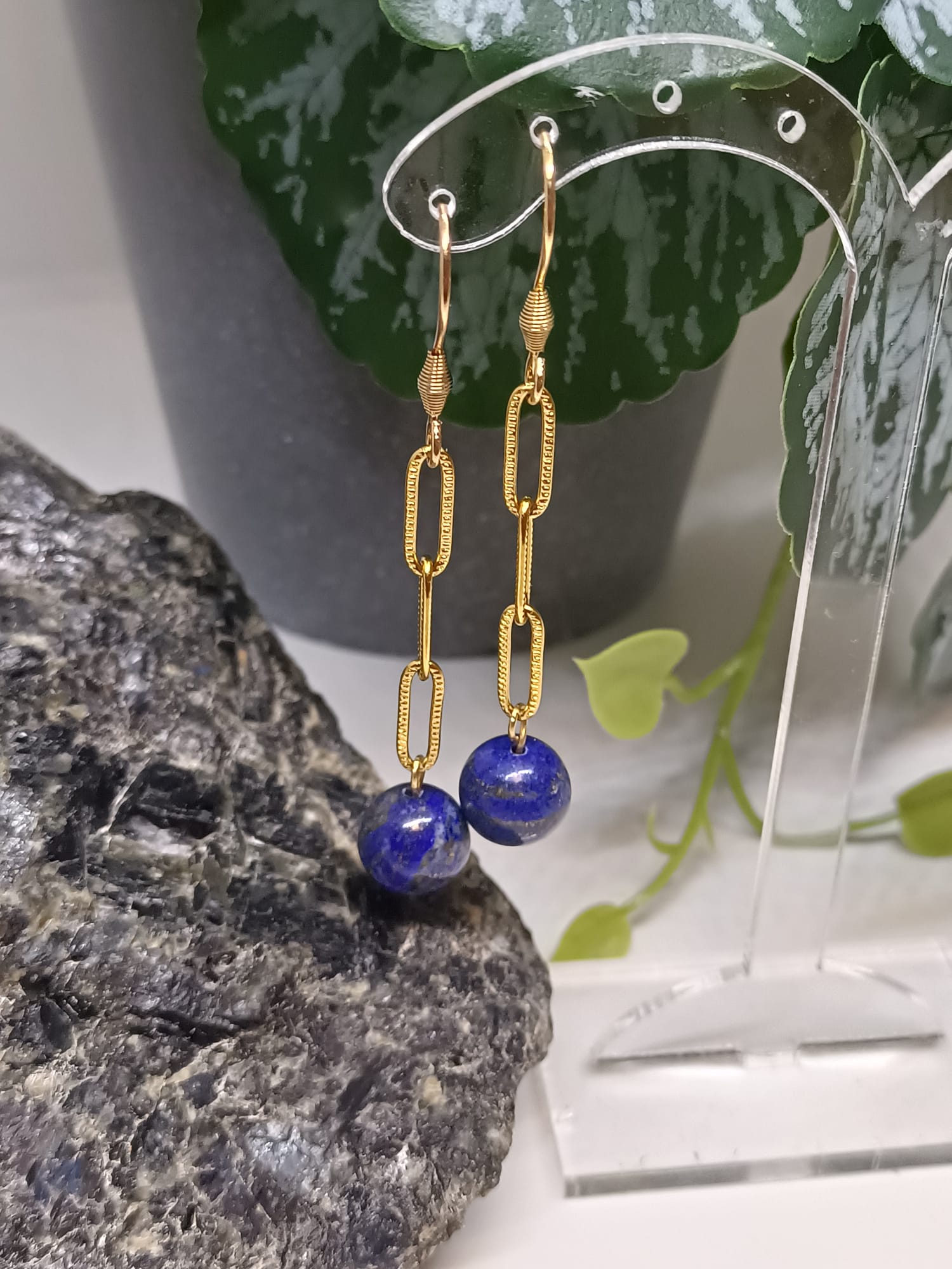 Boucles d’oreilles acier inoxydable, perles lapis Lazuli (communication…)