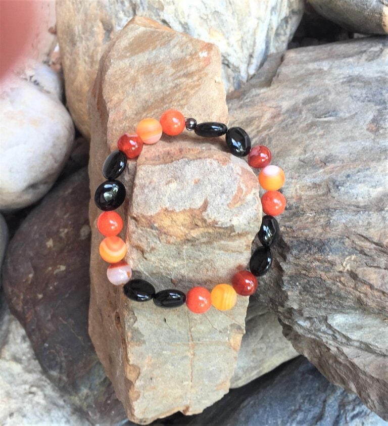 bracelet-femme-agate-striee-jade-mashan-lithotherapie-grisolles-min