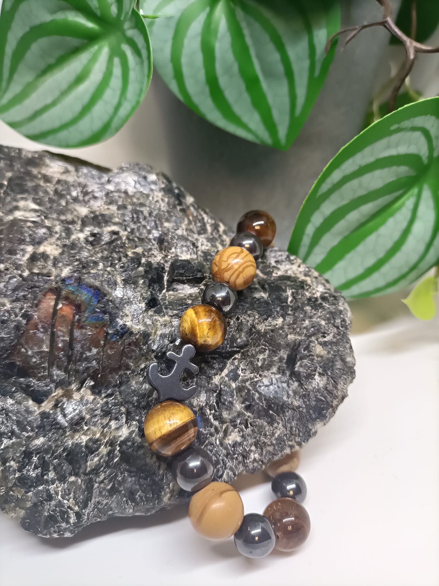 bracelet-homme-hématite-oeil-tigre-bijoux-pierre-naturelle-lithotherapie-grisolles-montauban-toulouse