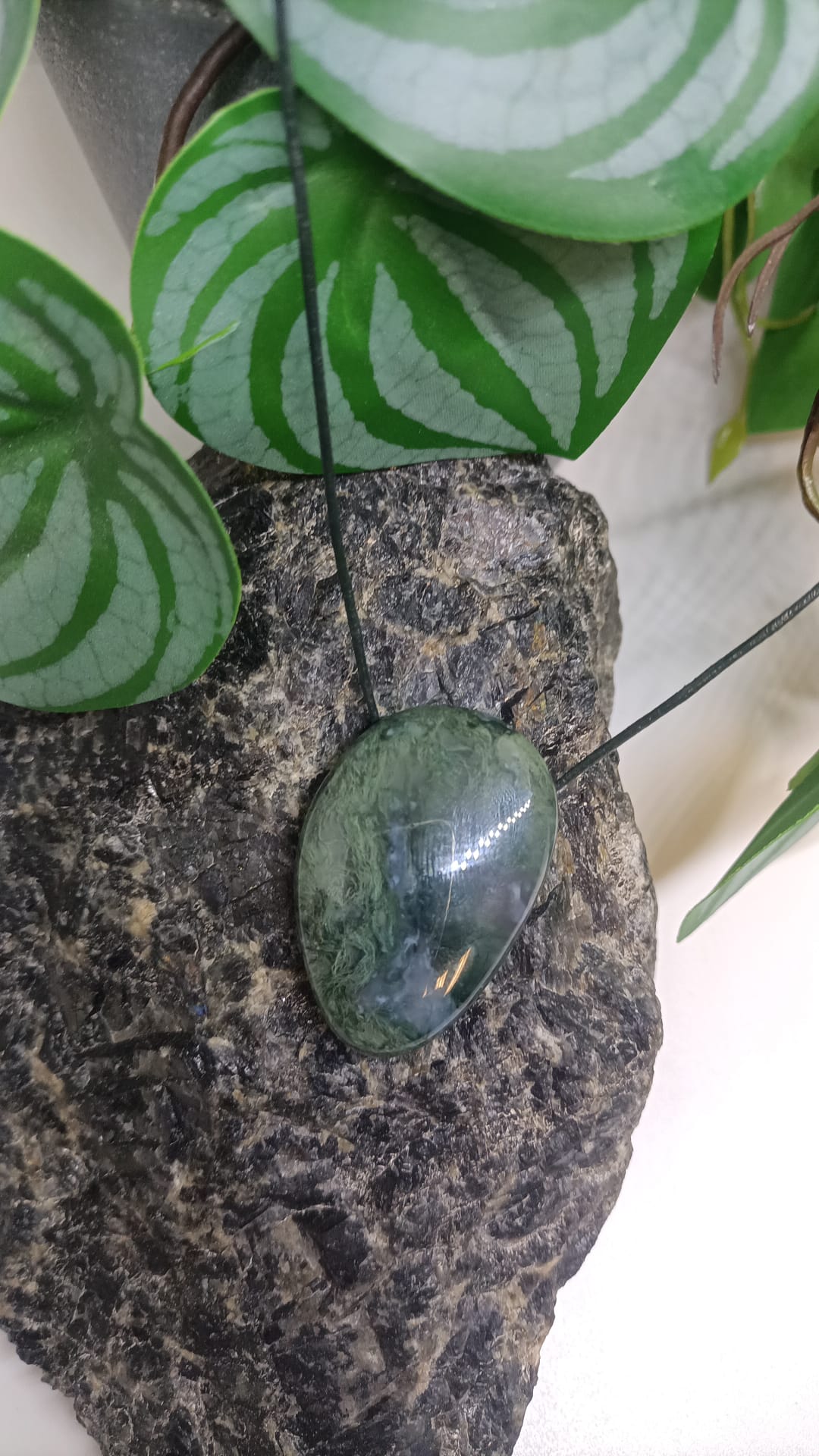 collier-homme-agate-indienne-pierre-naturelle-lithotherapie-montauban-grisolles-toulouse